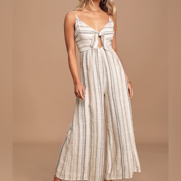 Lulus Pants - Lulu’s Cream Multi Striped Tie-Front Wide-Leg Jumpsuit size Medium